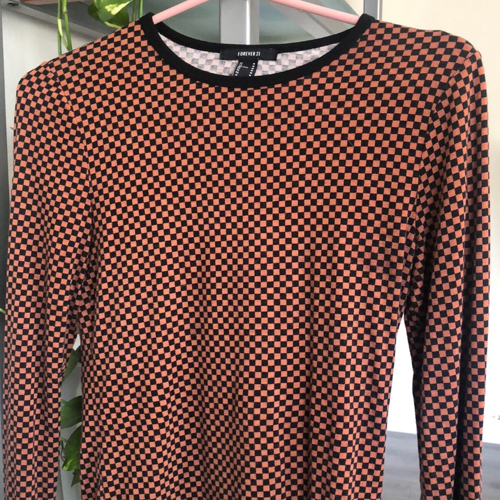 Forever 21 black copper crop top medium